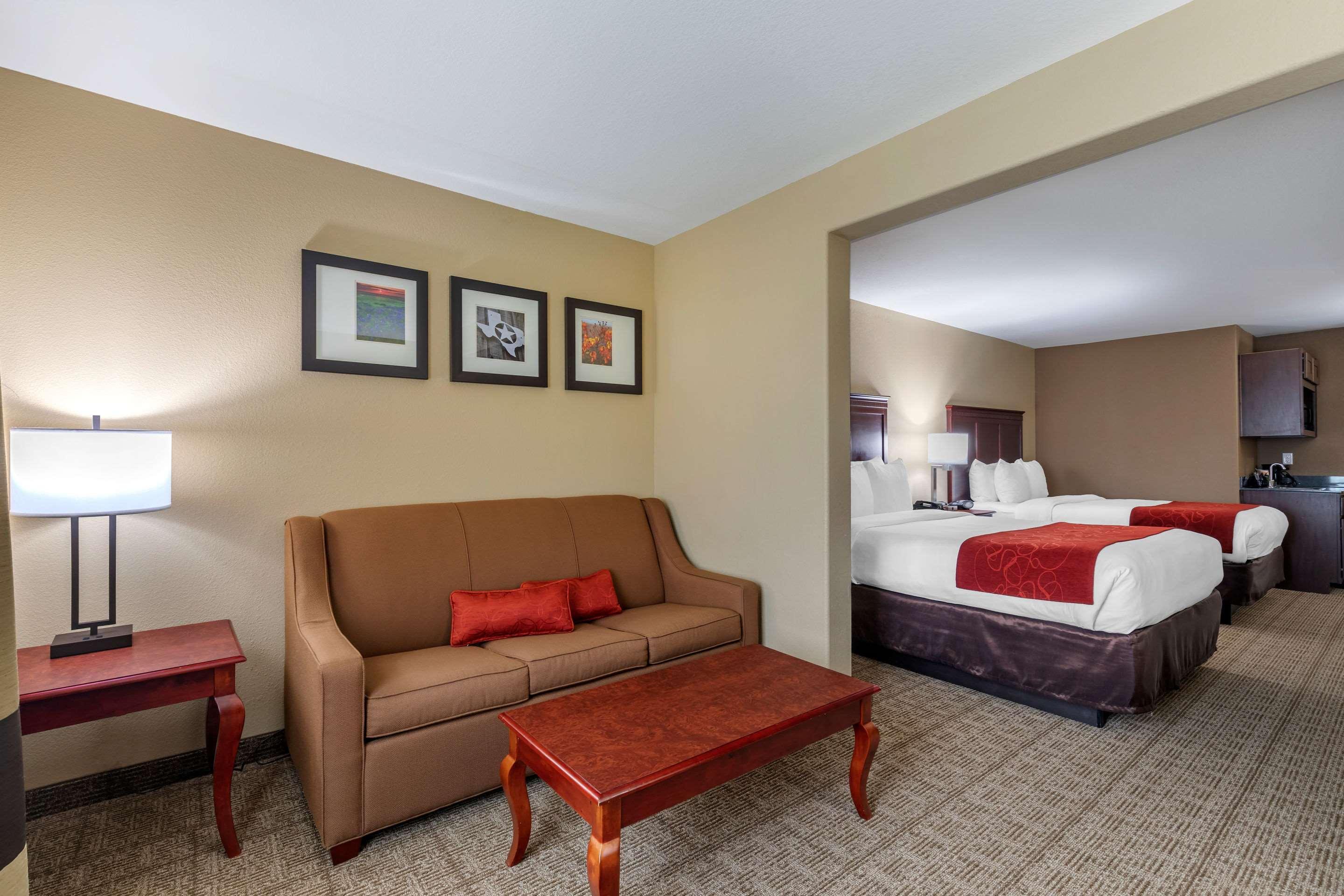 Comfort Suites Ennis Εξωτερικό φωτογραφία