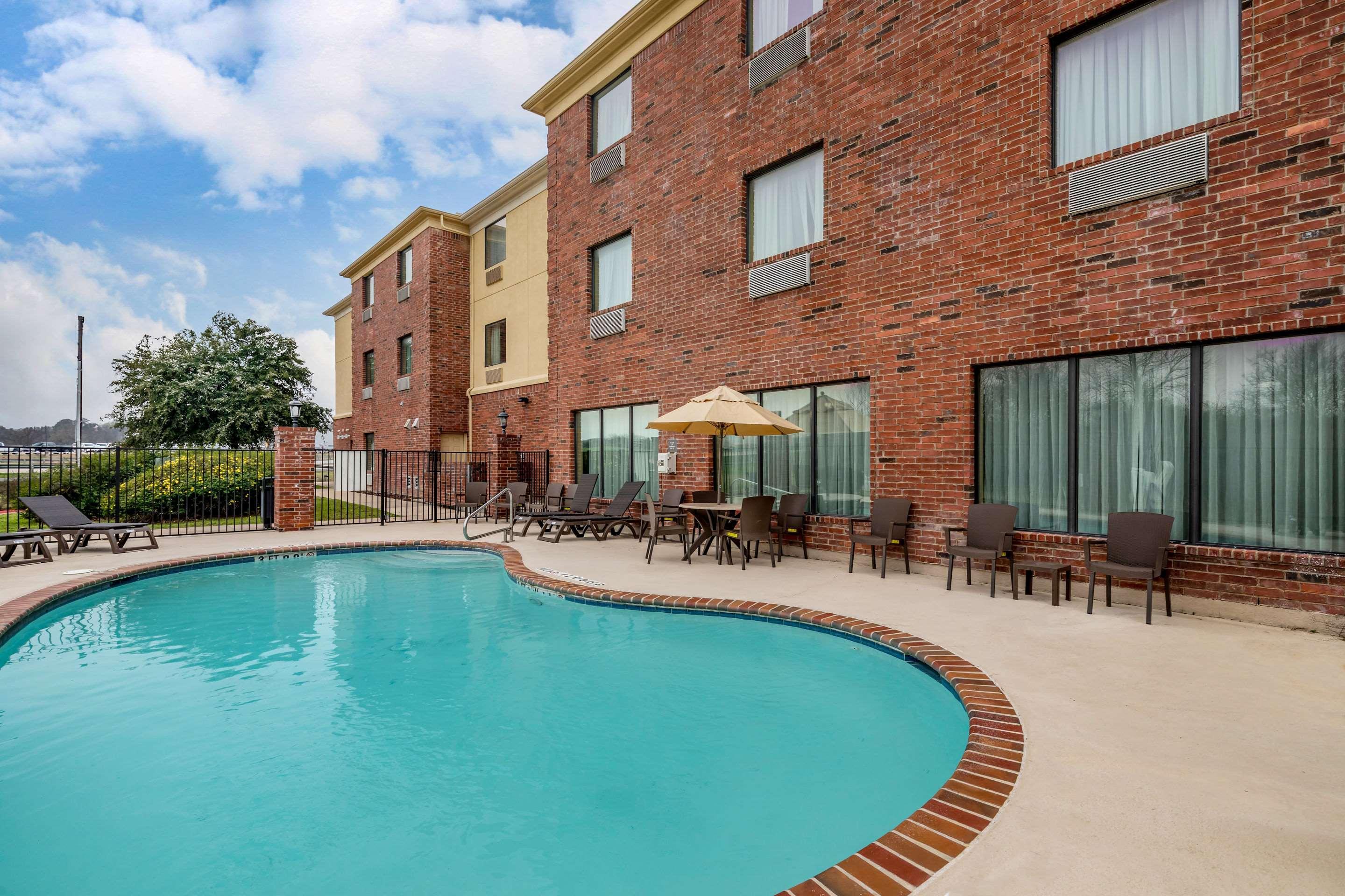 Comfort Suites Ennis Εξωτερικό φωτογραφία
