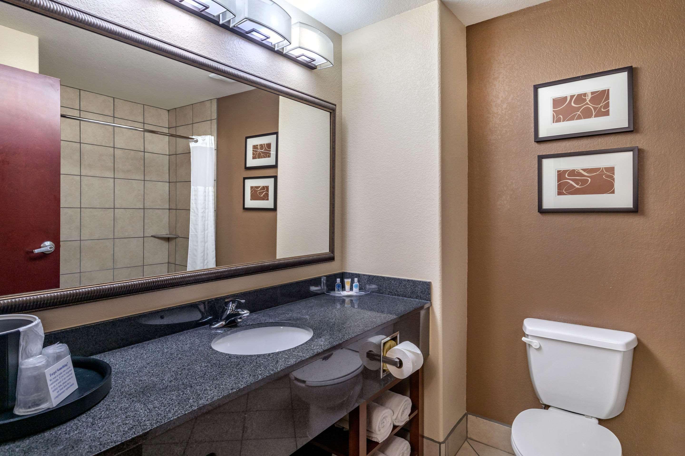 Comfort Suites Ennis Εξωτερικό φωτογραφία
