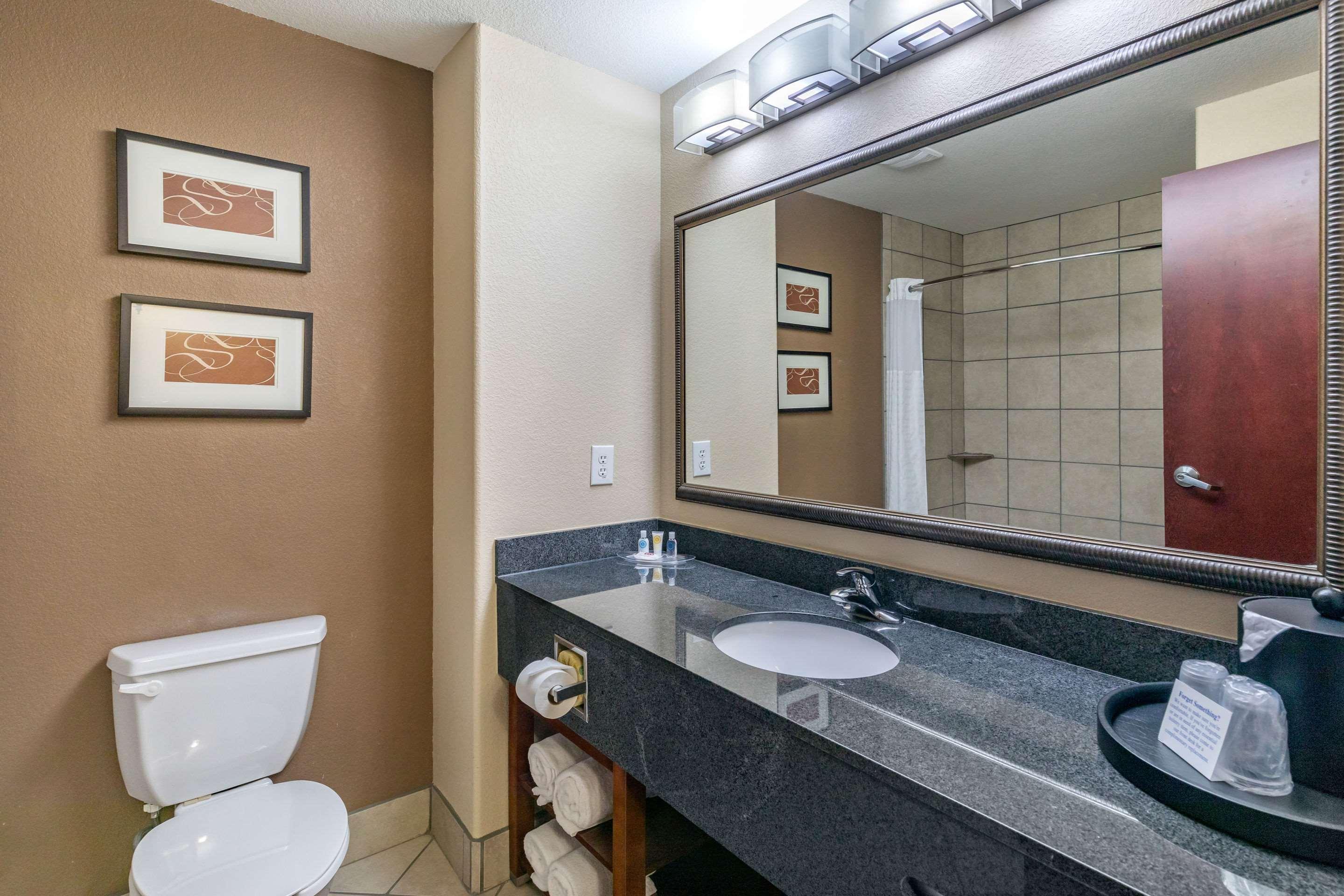 Comfort Suites Ennis Εξωτερικό φωτογραφία